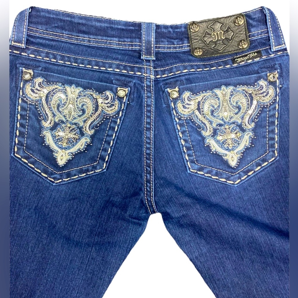 Miss Me Straight Leg Jeans Dark Wash Size 28

JE5341512R